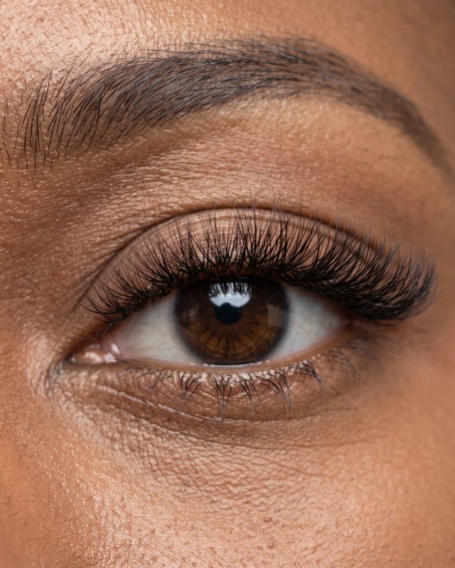Sample photo of a full, dark volume lash set